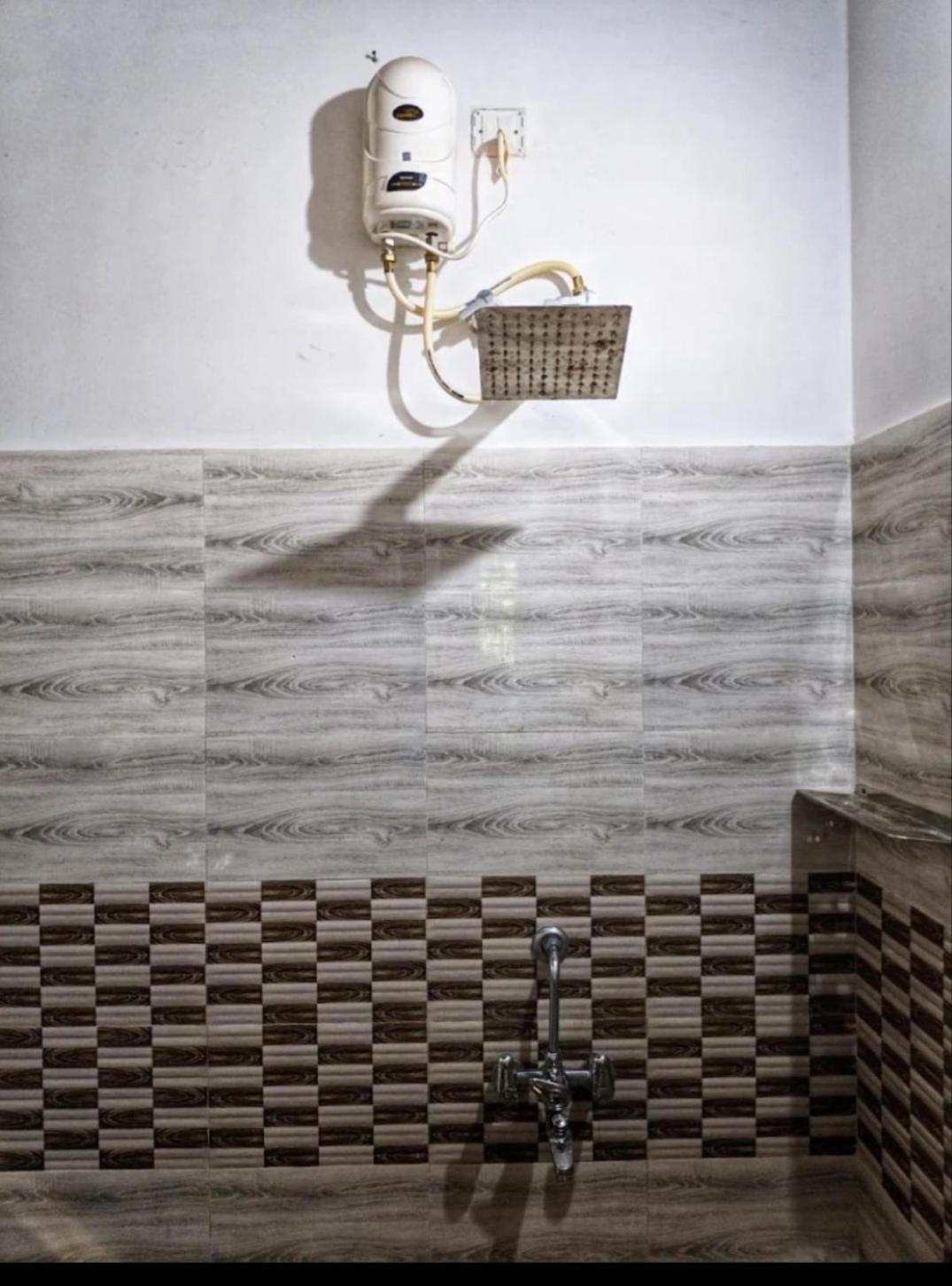 Munroe Heritage Inn Mundrothuruth Экстерьер фото